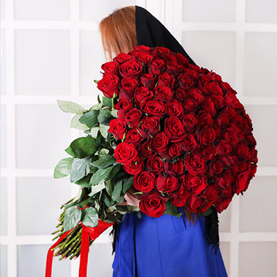 سبد گل رز برای هدیه