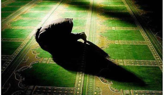 طریقه خواندن نماز شب اول قبر
